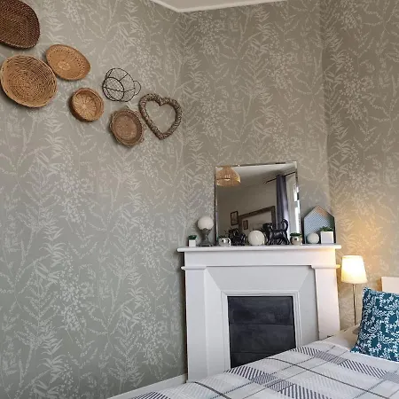 Bed & Breakfast Maison Atypique, Quartier Très Calme, à Amiens